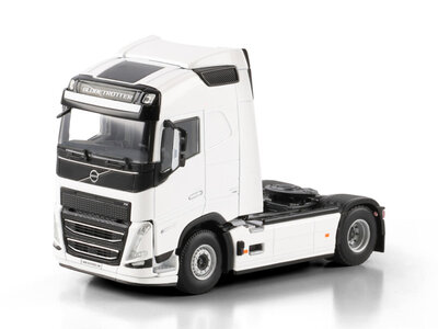 WSI WSI Volvo FH5 Globetrotter 4x2 WHITE LINE