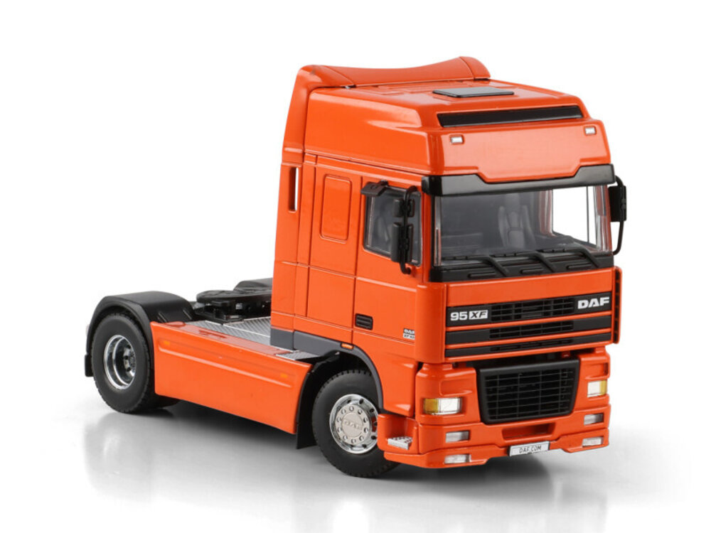 WSI WSI DAF 95 XF super space cab  PREMIUM LINE