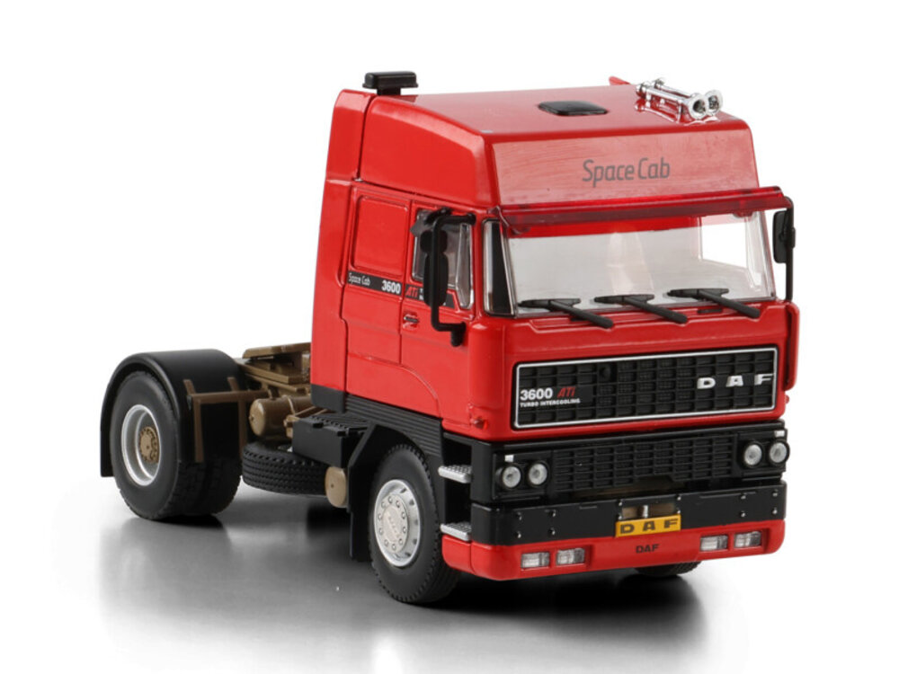 WSI WSI DAF 3600 Space Cab 4x2 PREMIUM LINE