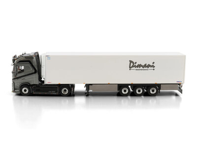 WSI WSI Volvo FH5 Globetrotter XL 4x2 met 3-assige koeloplegger BOUILLON