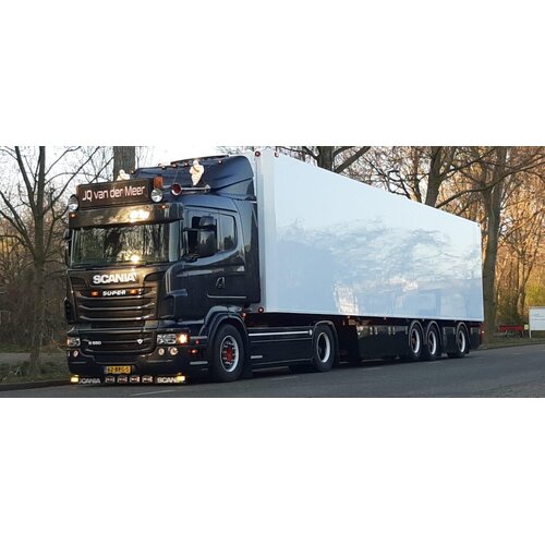 Tekno Tekno Scania R560-V8 met gestuurde 3-as koeloplegger J.Q. VAN DER MEER