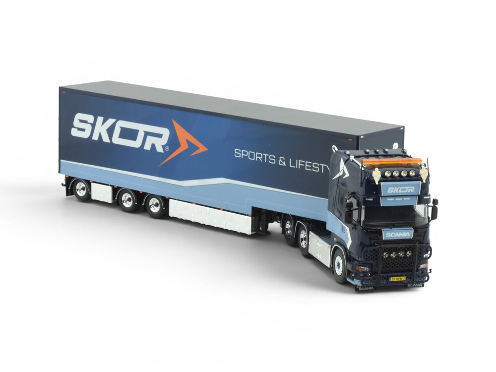 Tekno Tekno Scania R-serie Topline with stepdeck trailer SKOR