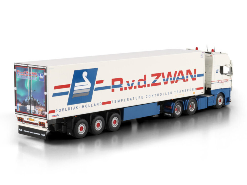 WSI WSI MAN TGX GX 6x2 met 3-assige koeloplegger R. V.D. ZWAN