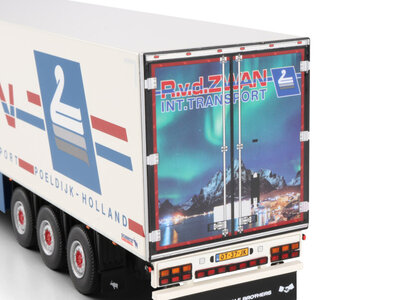 WSI WSI MAN TGX GX 6x2 with 3-axle reefer trailer  R. V.D. ZWAN
