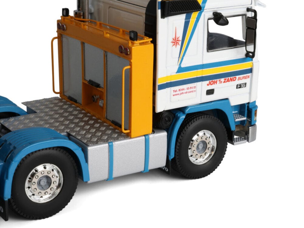 WSI WSI Volvo F16 Globetrotter 6x2 JOH V/D ZAND