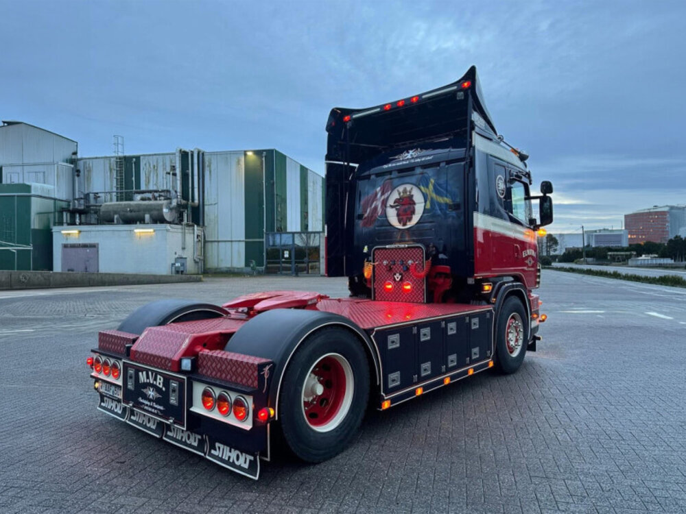 WSI WSI Scania 4-serie flat roof 4x2 ELMITRA