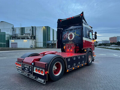WSI WSI Scania 4-serie flat roof 4x2 ELMITRA