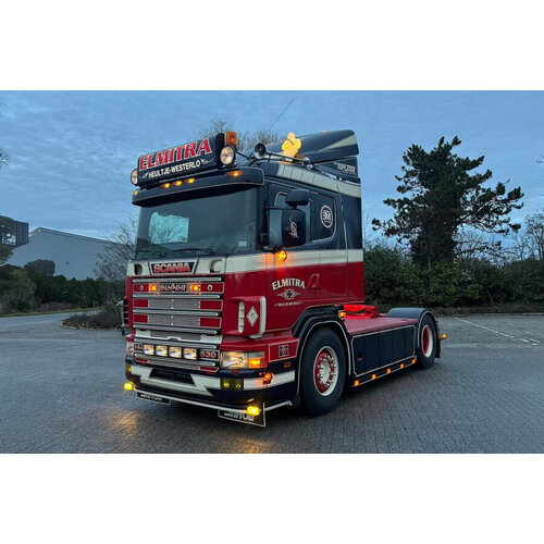 WSI WSI Scania 4-serie flat roof 4x2 ELMITRA