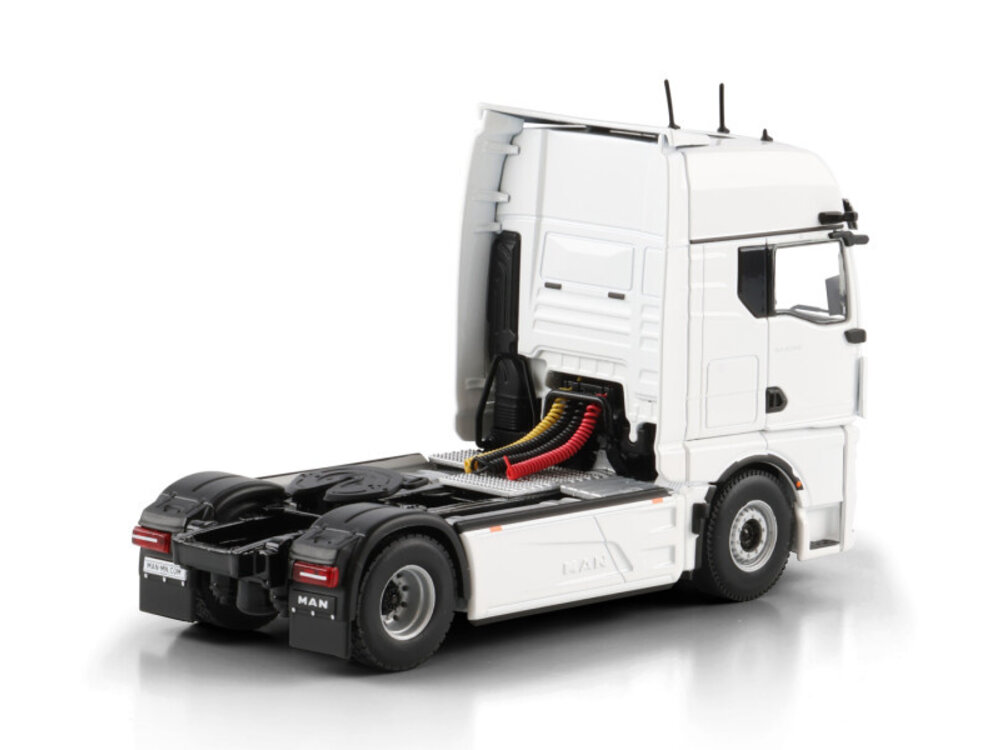 WSI WSI MAN TGX GX 4x2 WHITE LINE