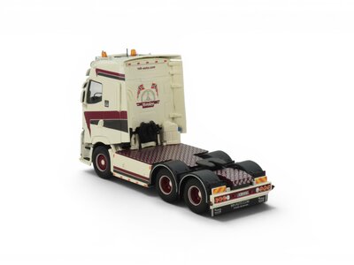 Tekno Tekno Renault T High 6x2 sleepas NITTEBERG