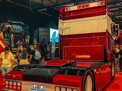 Tekno Tekno Scania NGS 4x2 H.TEUNISSEN