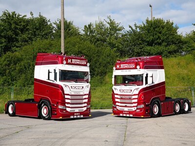 Tekno Tekno Scania NGS 4x2 H.TEUNISSEN