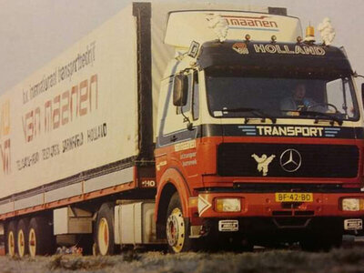 WSI WSI Mercedes-Benz NG 4x2 with 3-axle classic curtainside trailer VAN MAANEN