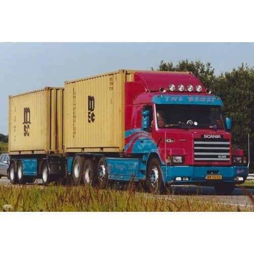 WSI WSI Scania 143H Torpedo 8x2 met 3-as container oplegger + 2x20ft. container  VAN DRUNEN