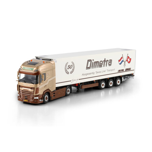 WSI WSI DAF XG+ 4x2 with 3-axle reefer trailer DIMETRA