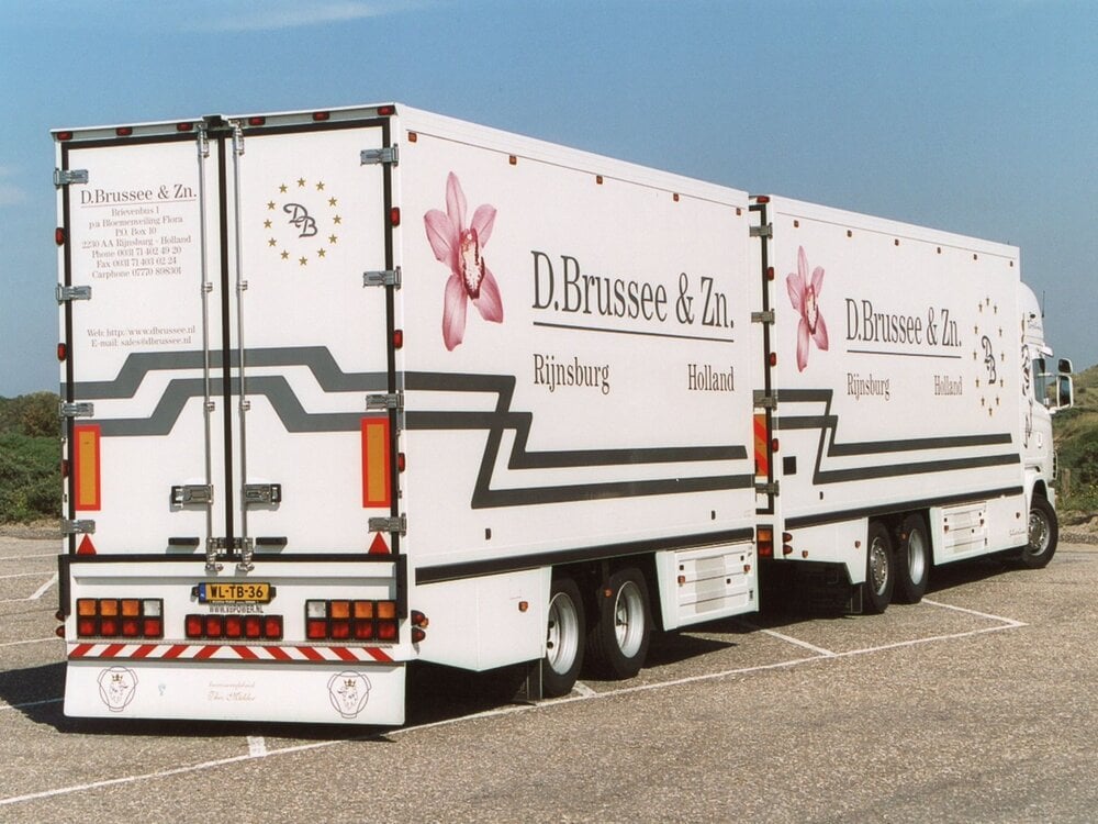 Tekno Tekno Scania 164 6x2 motorwagen met 2-assige wipkar D. BRUSSEE EN ZN.