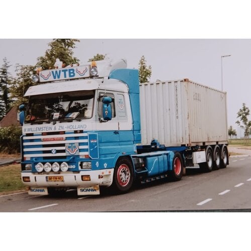 Tekno Tekno Scania 143M 420 streamline trekker met 20ft. container WTB