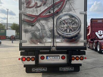 Tekno Tekno Scania NGS Highline 4x2 with 3-axle reefer trailer SARANTOS