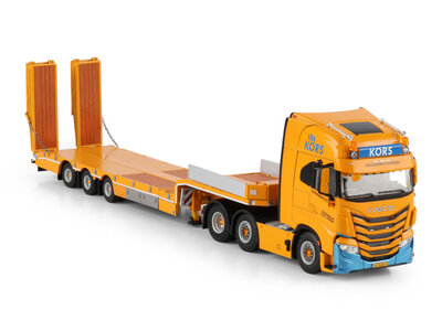 WSI WSI Iveco S-way as high 6x2 with 3-axle semi lowloader with ramps KORS HOOGWERKSYSTEMEN
