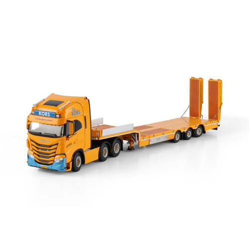 WSI WSI Iveco S-way as high 6x2 with 3-axle semi lowloader with ramps KORS HOOGWERKSYSTEMEN