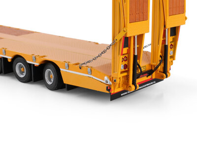 WSI WSI Iveco S-way as high 6x2 with 3-axle semi lowloader with ramps KORS HOOGWERKSYSTEMEN