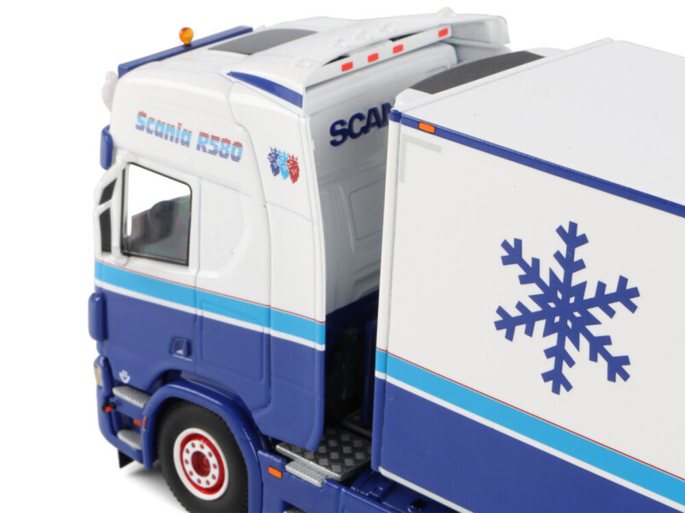 WSI WSI Scania R Highline 4x2 met 3-as koeloplegger G. PERSOON