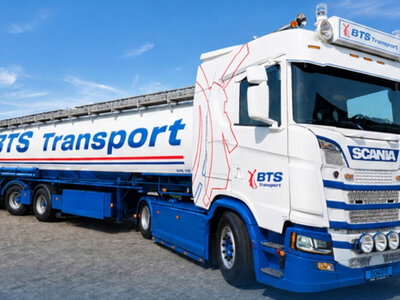 WSI WSI Scania S Normal 4x2 with 3-axle animalfeed bulk trailer BTS TRANSPORT