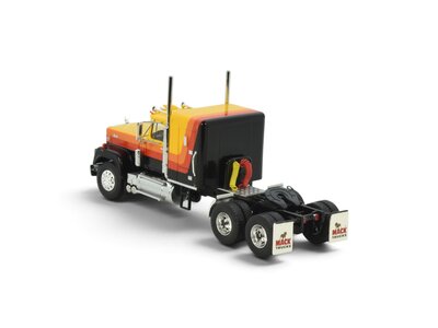 Tekno Tekno Mack Super-Liner 6x4