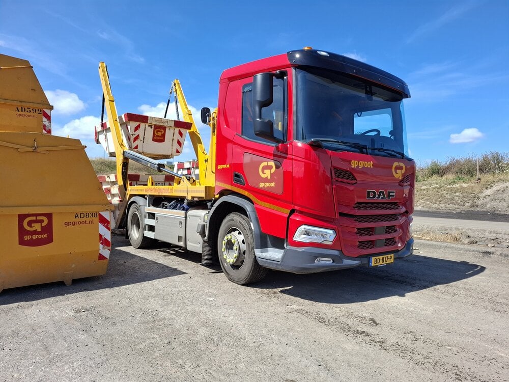 Tekno Tekno DAF XD dagcabine met portaalarmsysteem GP GROOT