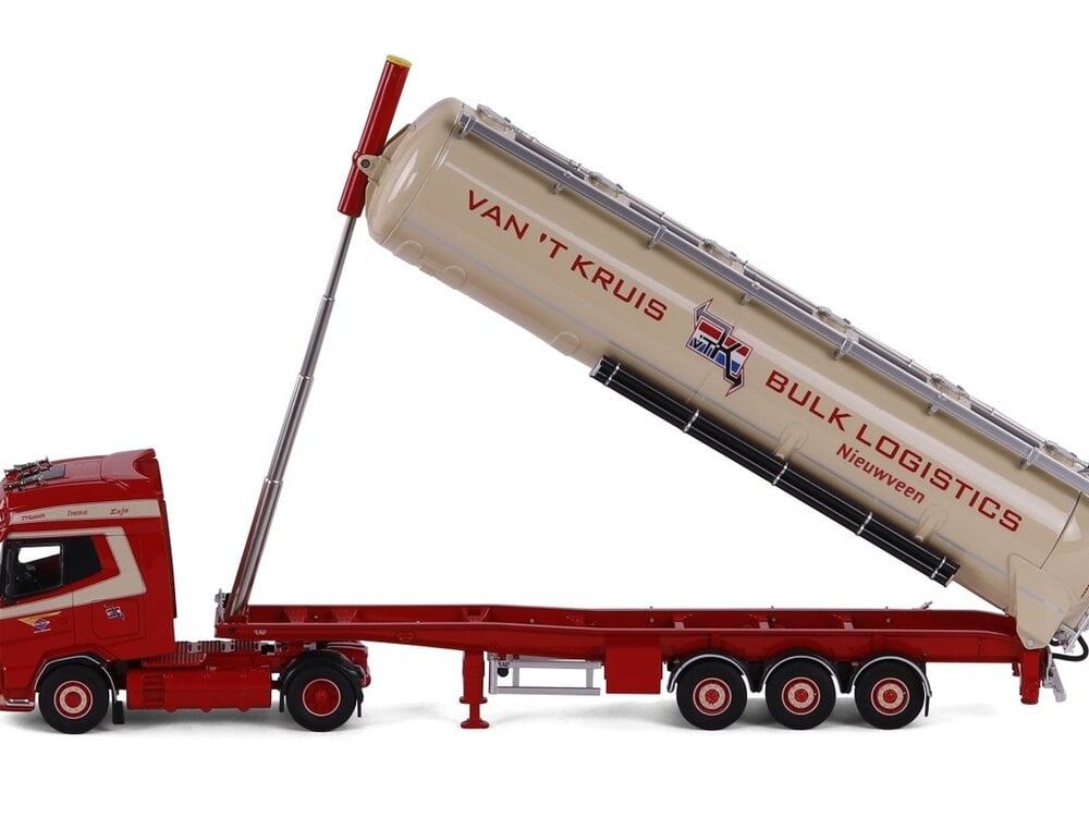 Cavallino Cavallino DAF XG+ 4x2 met 3-as bulkoplegger VAN 'T KRUIS