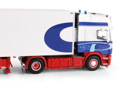 WSI WSI Scania 4-serie Topline 4x2 met 3-assige koeloplegger MARCEL POST