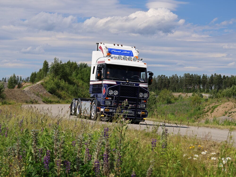 Tekno Tekno Scania 143 Streamline 6x2 sleepas trekker FRANK HOLE
