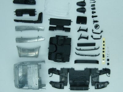 Tekno Tekno Volvo FH05 Globetrotter XL 6x4 TRACTOR KIT