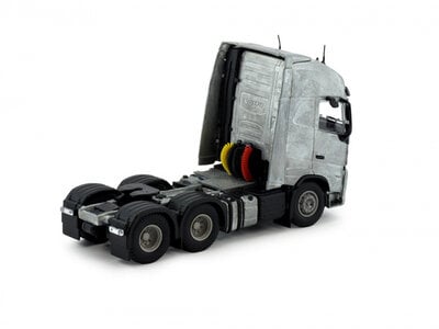 Tekno Tekno Volvo FH05 Globetrotter XL 6x4 TRACTOR KIT