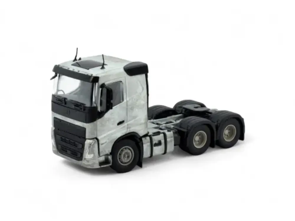Tekno Tekno Volvo FH05 Low Cabin 6x4 TRACTOR KIT
