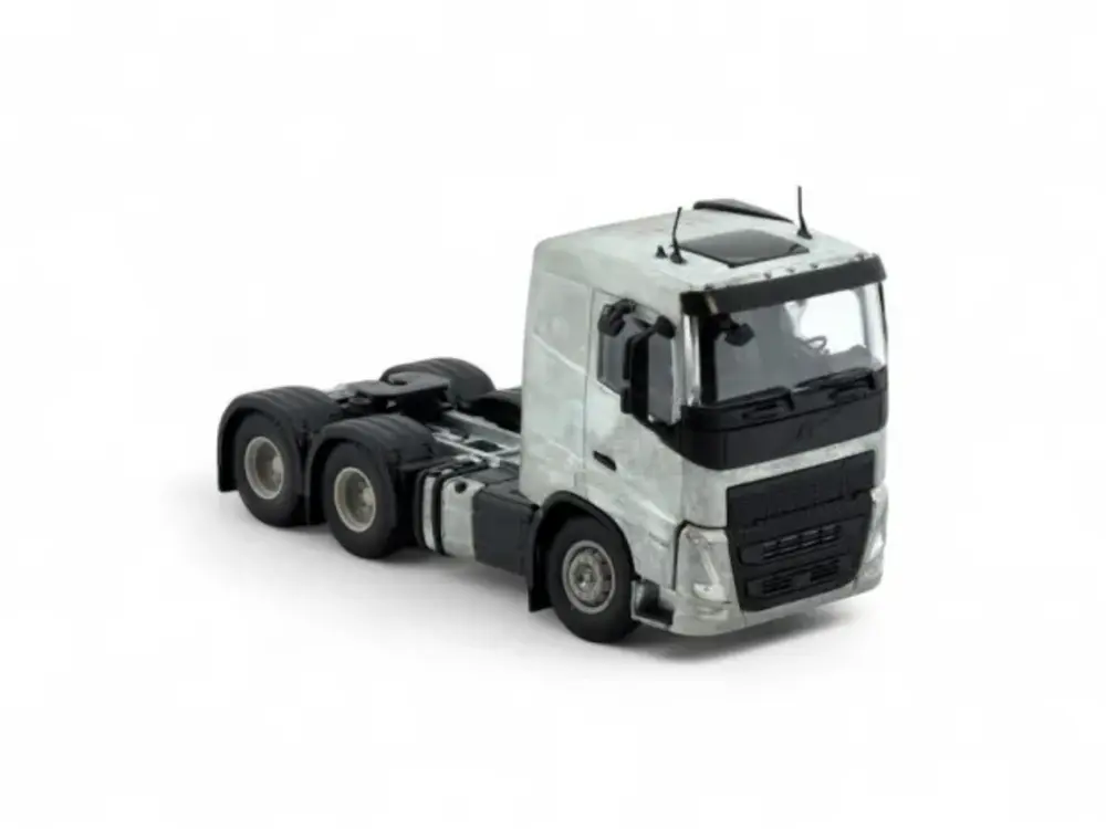 Tekno Tekno Volvo FH05 Low Cabin 6x4 TRACTOR KIT