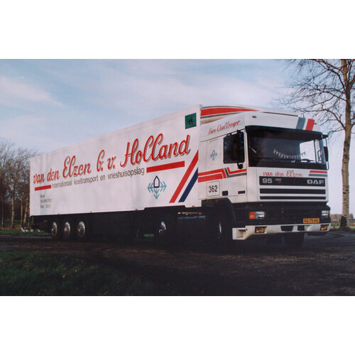 WSI WSI DAF 95 Space Cab 4x2 with 3-axle reefer trailer VAN DEN ELZEN