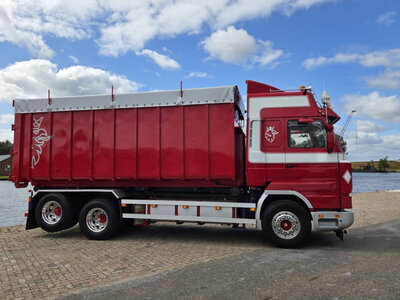 WSI WSI Scania 143H streamline 6x2 bakwagen met 40m3 container RENE DE SWART
