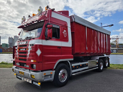 WSI WSI Scania 143H streamline 6x2 rigid truck with cable system + 40m3 container RENE DE SWART