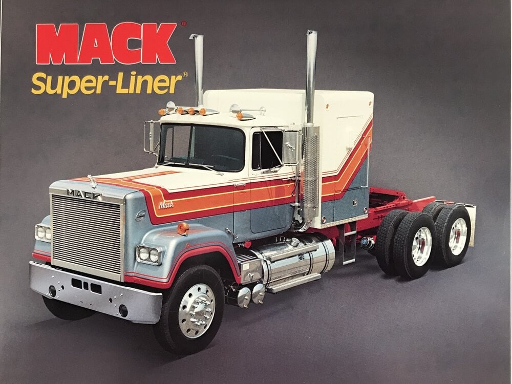 Tekno Tekno Mack Super-Liner 6x4  white/ red/ blue