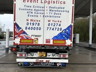 WSI WSI Scania S590 6x2 + 3-axle box trailer P.T. WILLIAMS Wales England