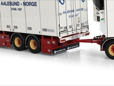 WSI WSI Scania R Highline riged reefer truck 6x2 with 3-axle reefer trailer UHLENS