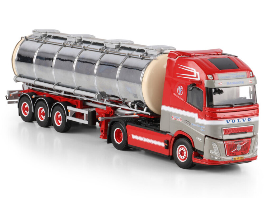WSI WSI Volvo FH Aero Globetrotter XL 4x2 met 3-assige tank trailer WETTER