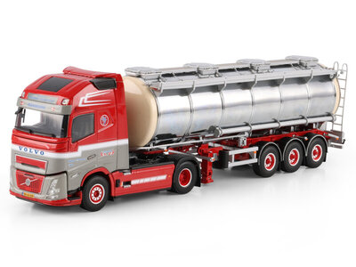 WSI WSI Volvo FH Aero Globetrotter XL 4x2 met 3-assige tank trailer WETTER