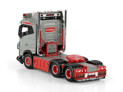 WSI WSI Volvo FH5 Sleeper Cab 6x2 PBT Belgium