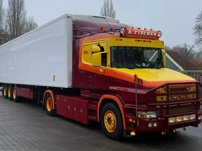 WSI WSI Scania 4-serie torpedo low roof 4x2  koeloplegger A. FISCHER