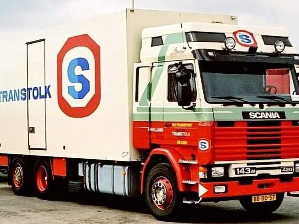 Tekno Tekno Scania 143M motorwagen met 2-assige aanhanger TRANSTOLK