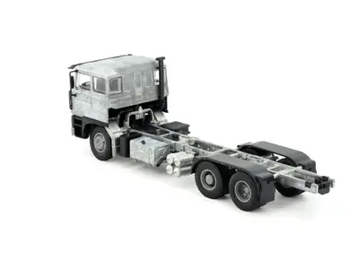 Tekno Tekno DAF 3300 Low Cab 6x2 Tractor Kit