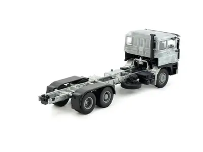 Tekno Tekno DAF 3300 Low Cab 6x2 Tractor Kit