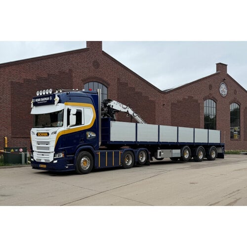 WSI WSI Scania R Highline 6x2 met 3-as stenen oplegger HENRI BAUMAN